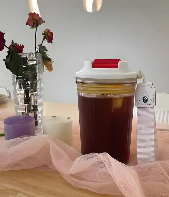 Environmentally-friendly-reusable-clear-plastic-cups