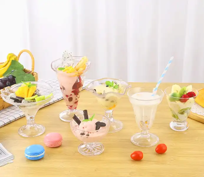 Personalized-Plastic-Cups-Wedding-Selection